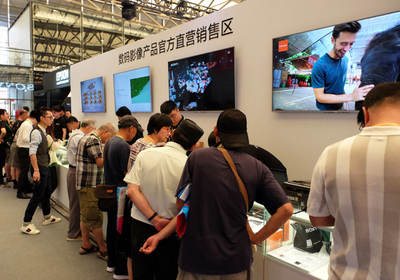 数码影像新时代 索尼展台引领数码产品消费新风向